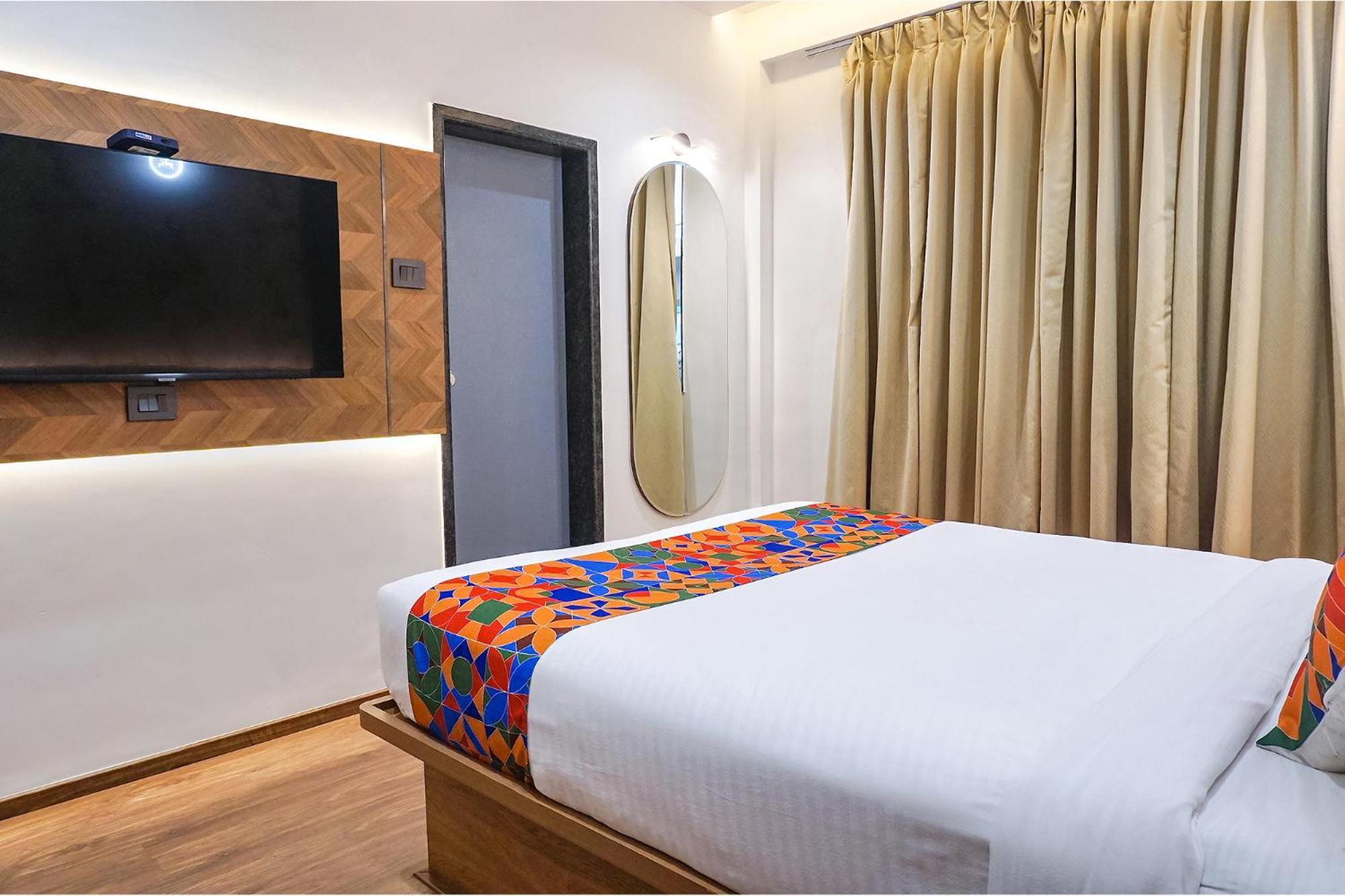 Fabhotel Prime Shourya Residency - Nr Maharshi Karve Museum Pune Luaran gambar